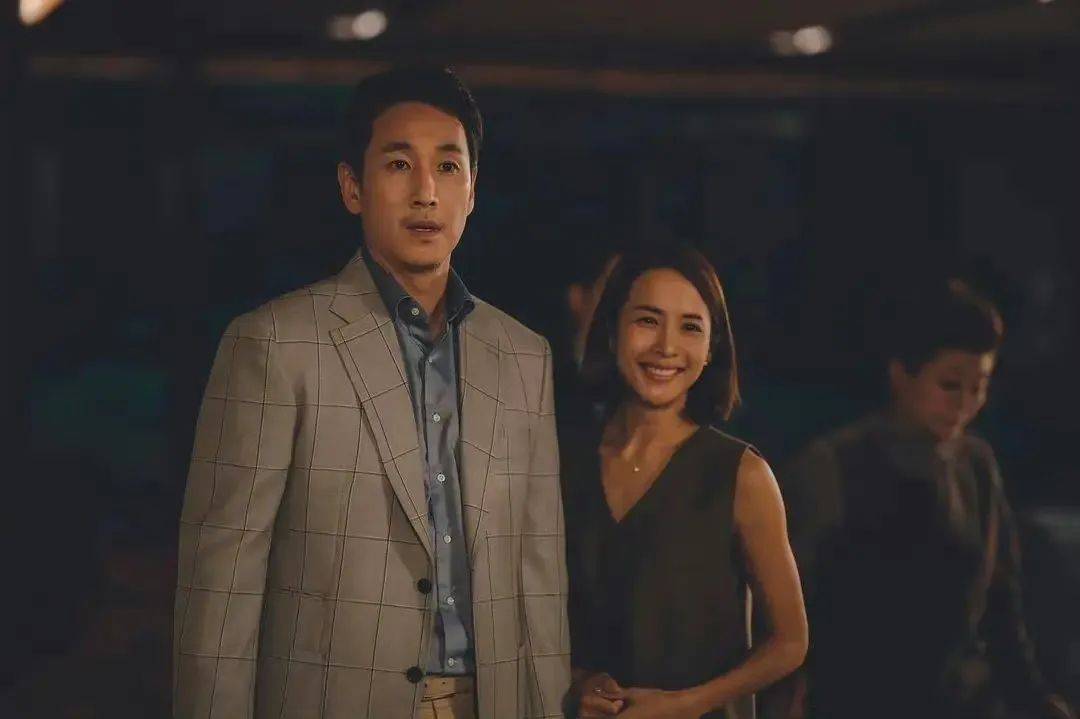 韩娱：一位顶流级L姓男演员染毒，就差报身份证号了(图16)